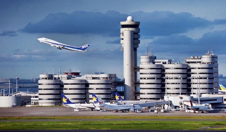 1024px-haneda-airport-terminal-1